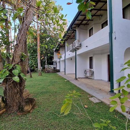 Villa Birdlake Hikkaduwa Ngoại thất bức ảnh
