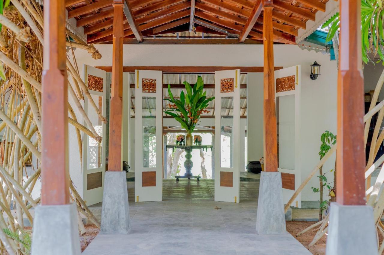 Villa Birdlake Hikkaduwa Ngoại thất bức ảnh