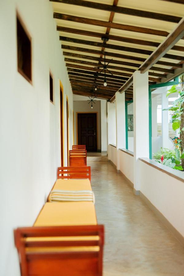 Villa Birdlake Hikkaduwa Ngoại thất bức ảnh