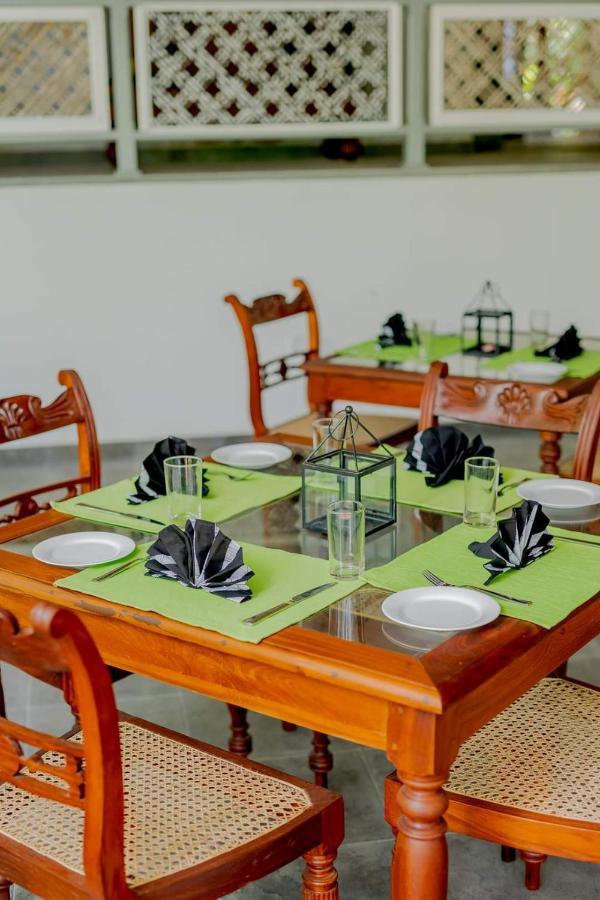 Villa Birdlake Hikkaduwa Ngoại thất bức ảnh