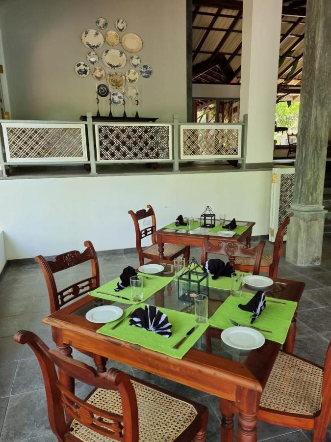 Villa Birdlake Hikkaduwa Ngoại thất bức ảnh
