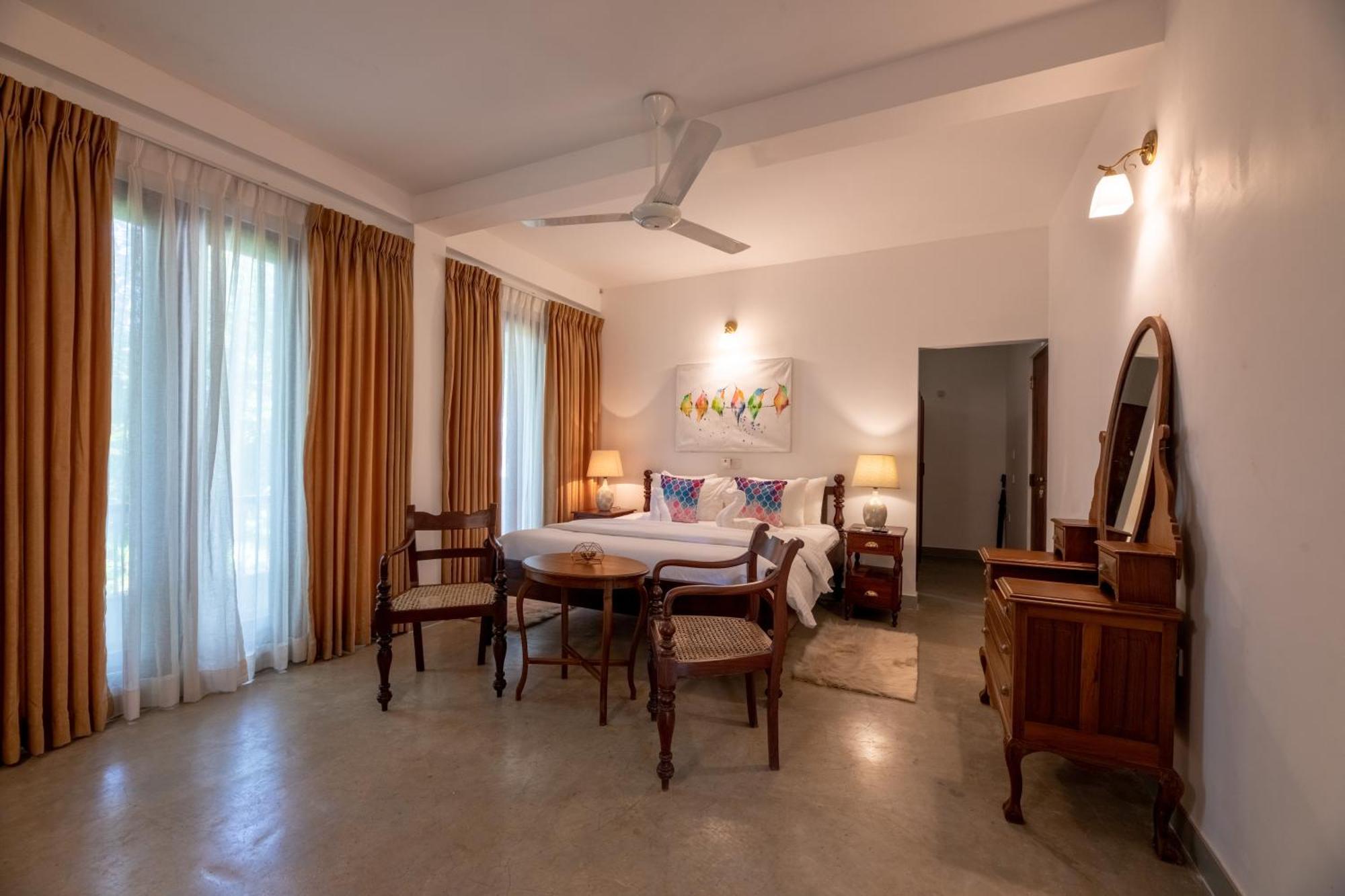 Villa Birdlake Hikkaduwa Phòng bức ảnh