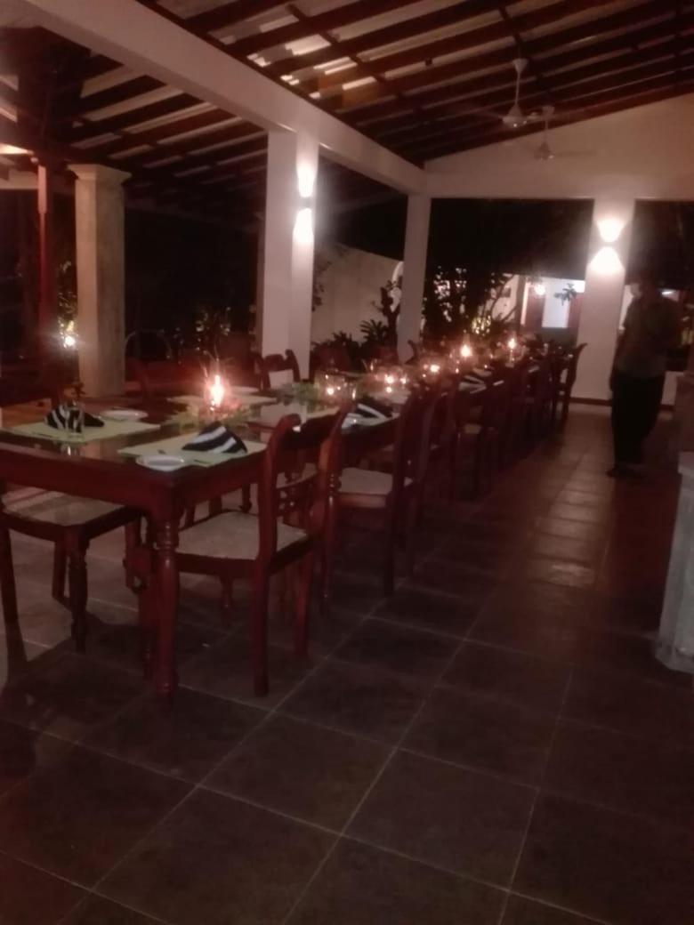 Villa Birdlake Hikkaduwa Ngoại thất bức ảnh